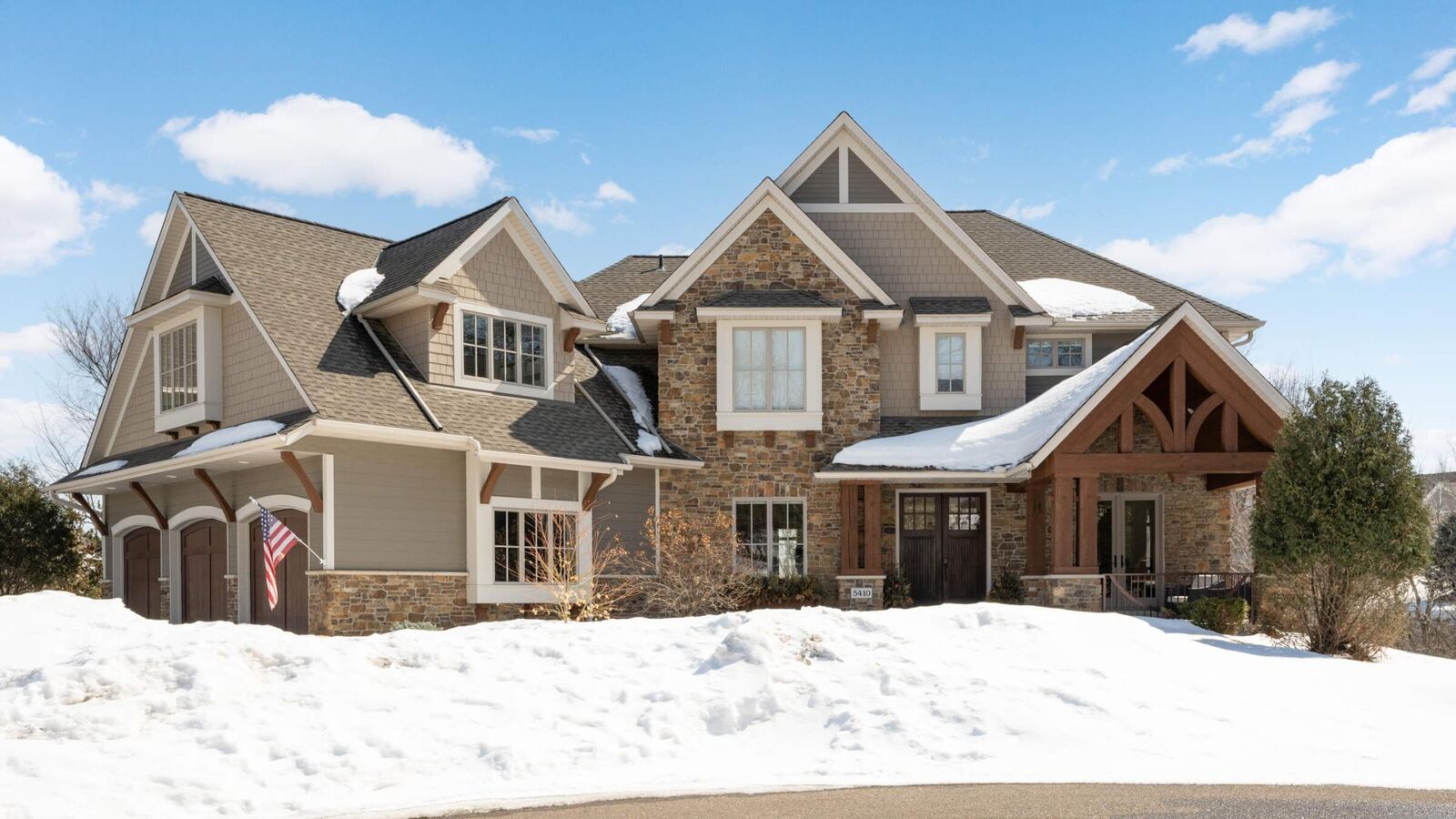 Property Photo:  5410 Shenandoah Lane N  MN 55446 