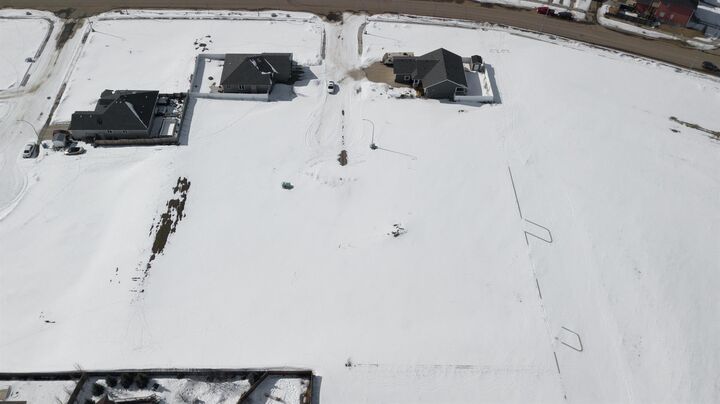 Property Photo: 7202 44 A Avenue Close AB T4V 5E2