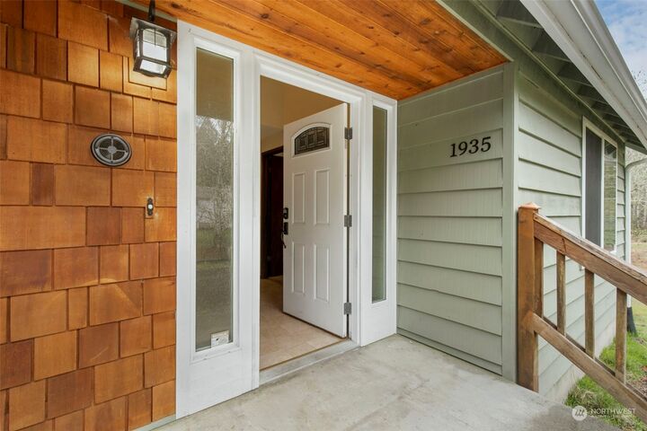 Property Photo: 1935 Mountain View Road E WA 98366