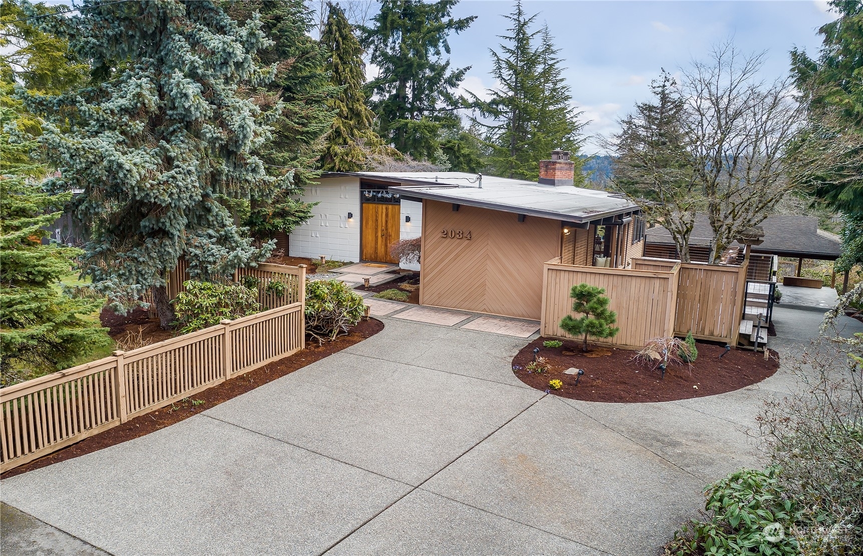 Property Photo:  2034 173rd Avenue NE  WA 98052 