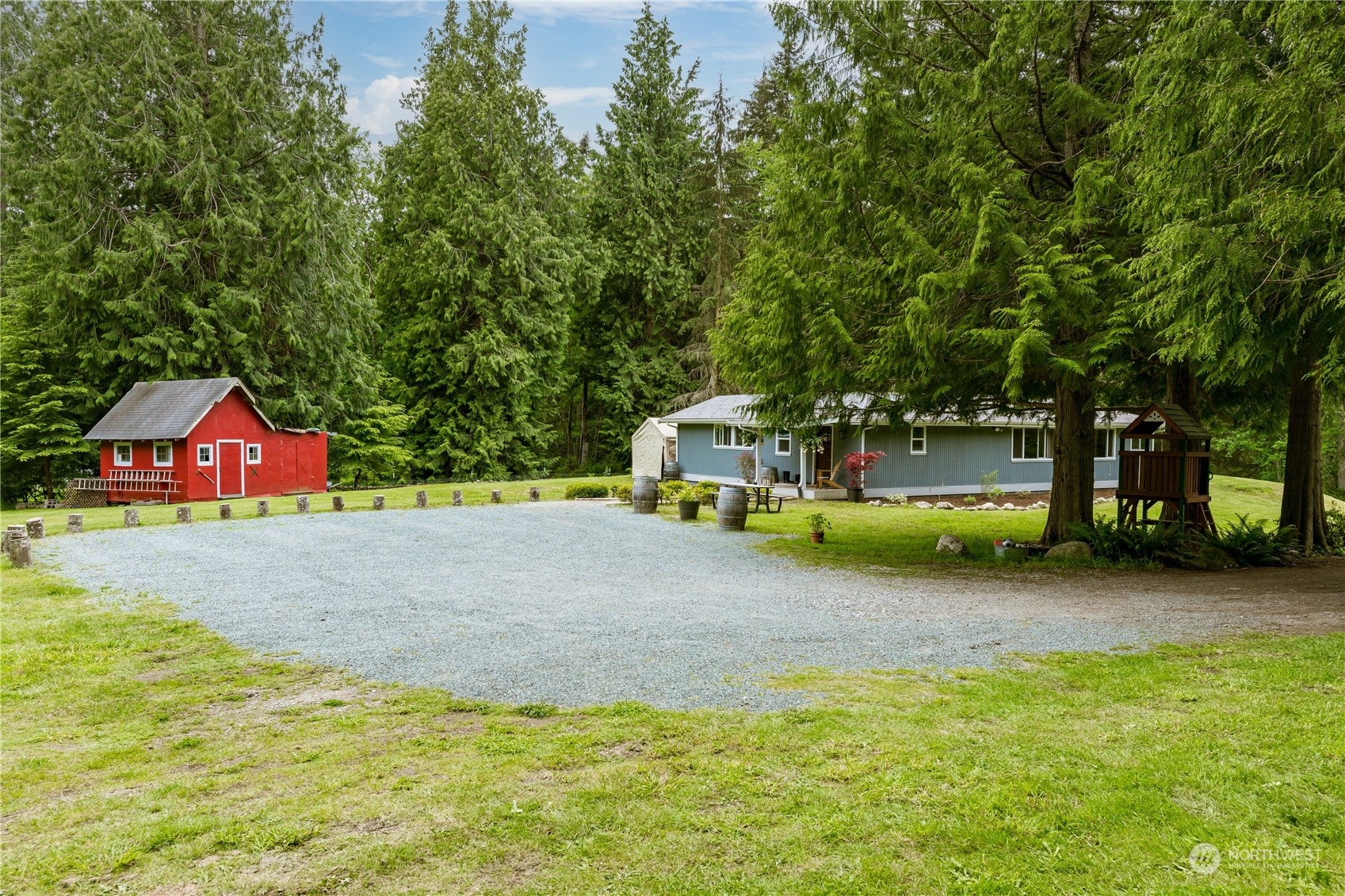 Property Photo:  2402 Huckleberry Lane  WA 98260 