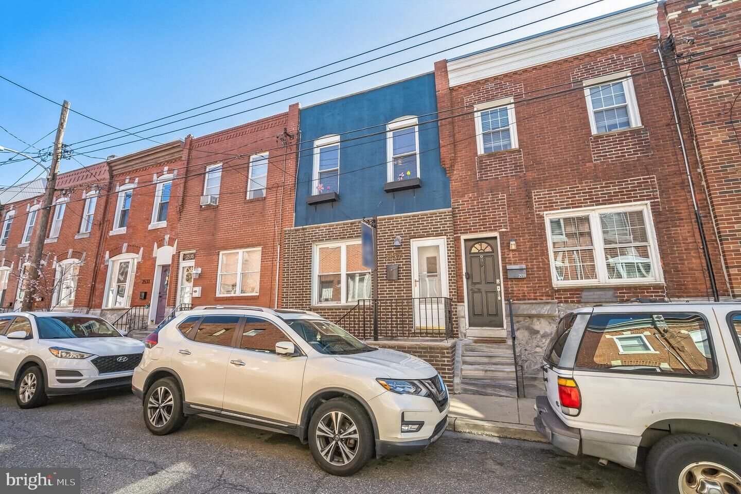 Property Photo: 2537 S Hicks Street PA 19145