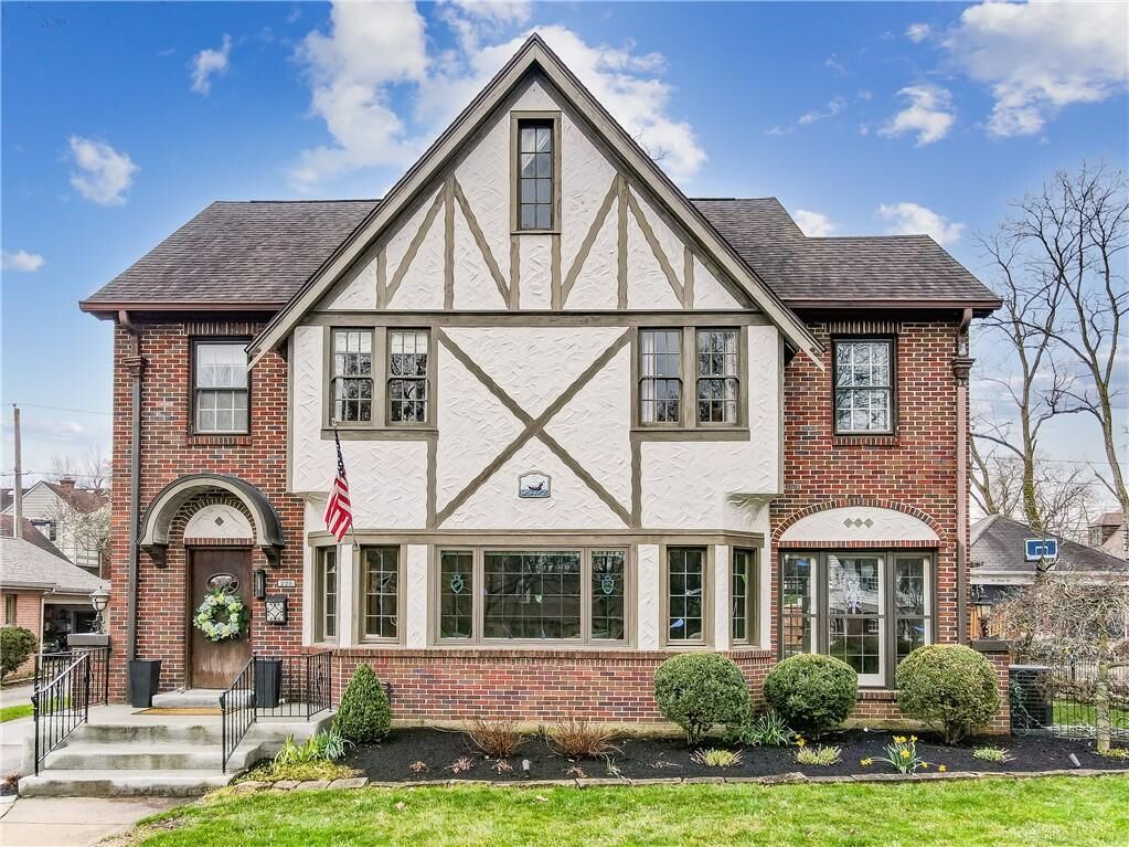 Property Photo:  228 Beverly Place  OH 45419 