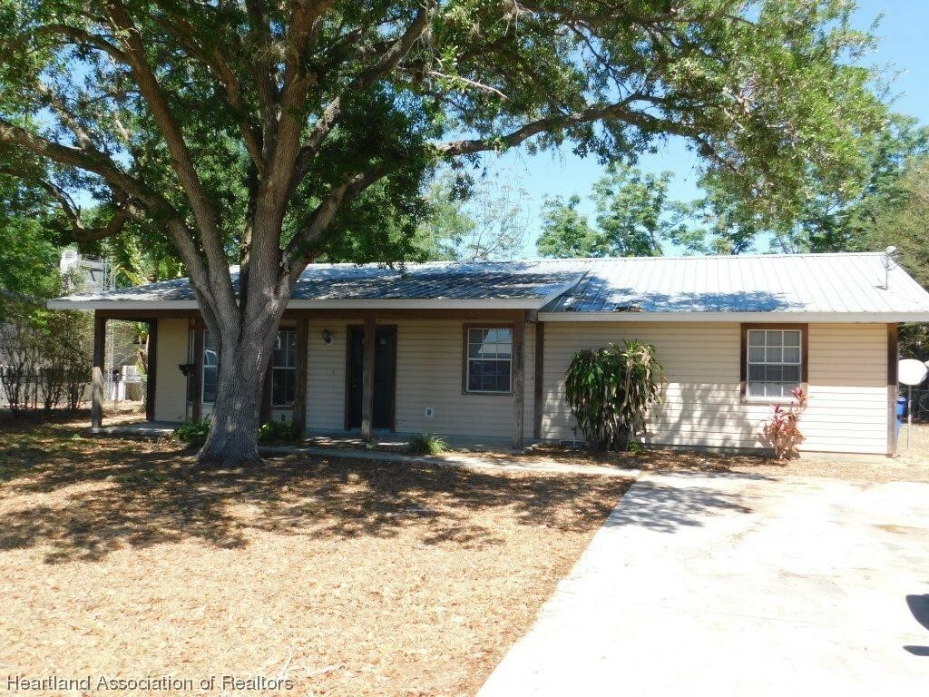 Property Photo:  2630 N Mulberry Road  FL 33825 