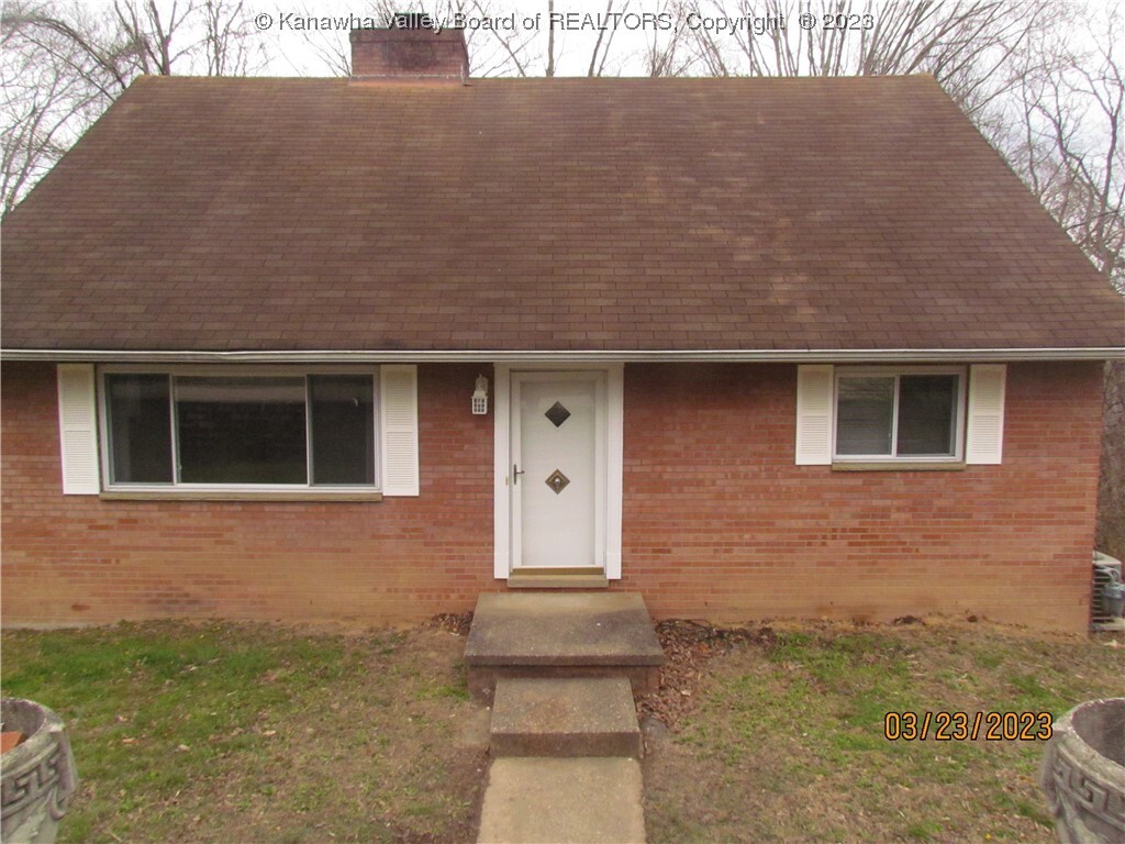 Property Photo:  917 Churchill Circle  WV 25314 
