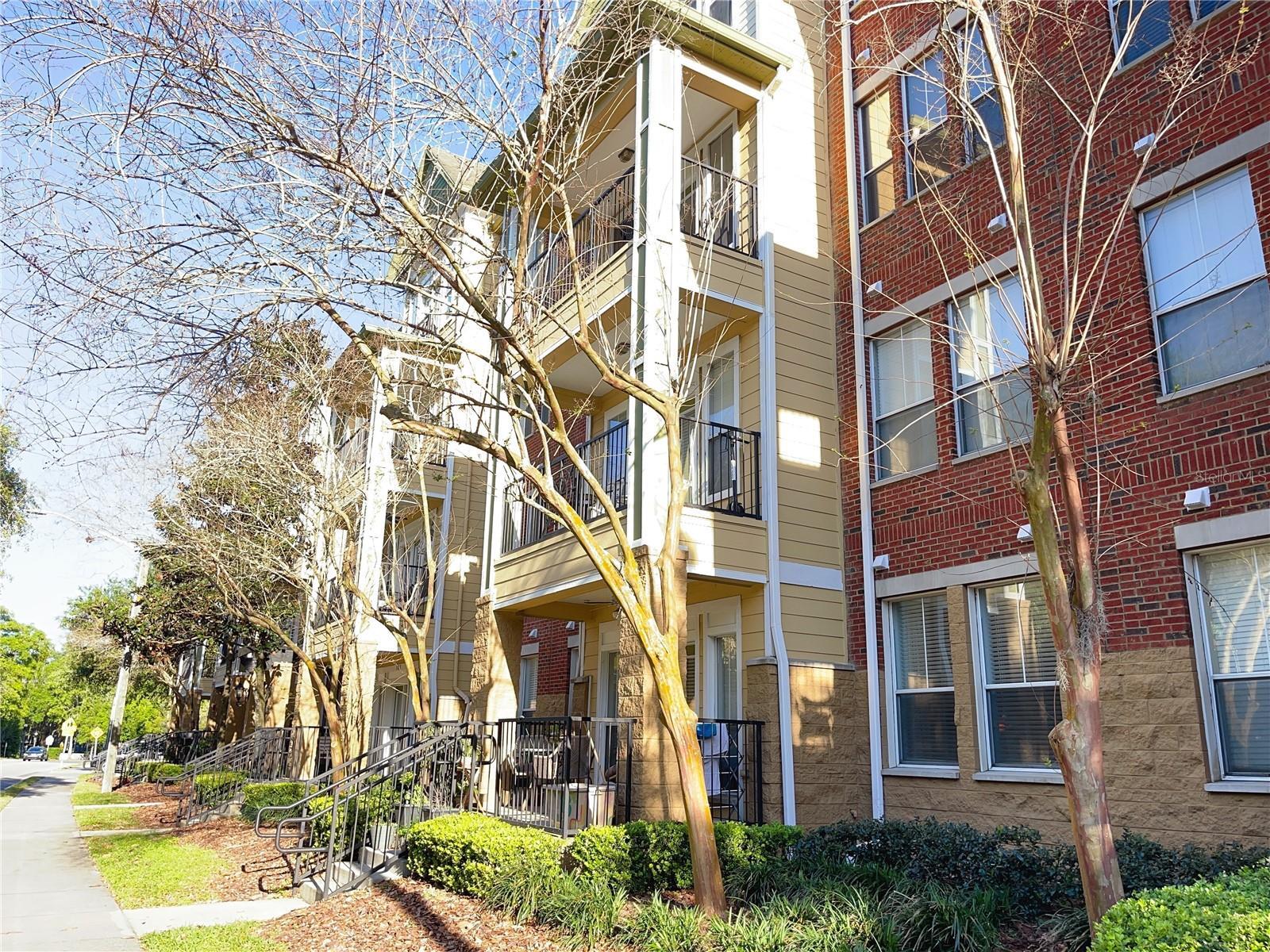 Property Photo: 1185 SW 9th Street 309 FL 32601