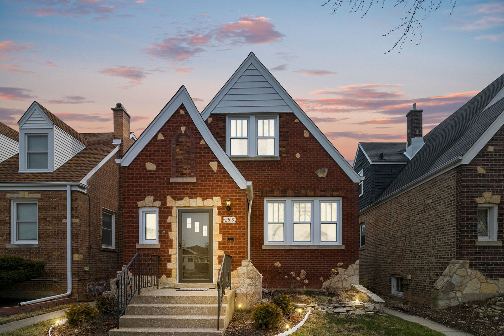 Property Photo: 2519 Hainsworth Avenue IL 60546
