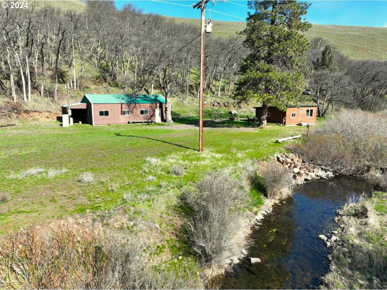 Property Photo:  281 Oak Flat Rd  WA 98620 