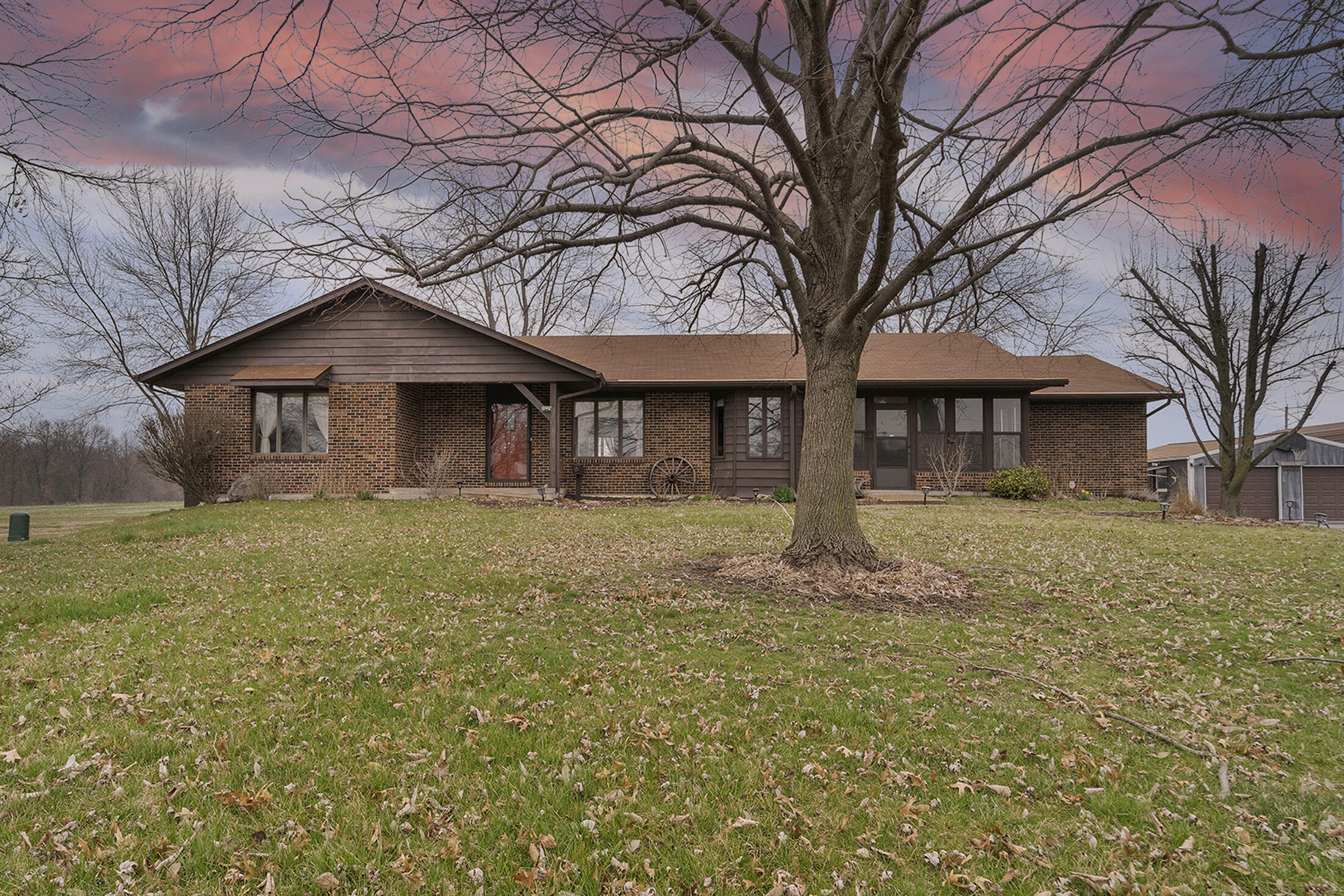 2651 Walnut Road  Kingdom City MO 65262 photo