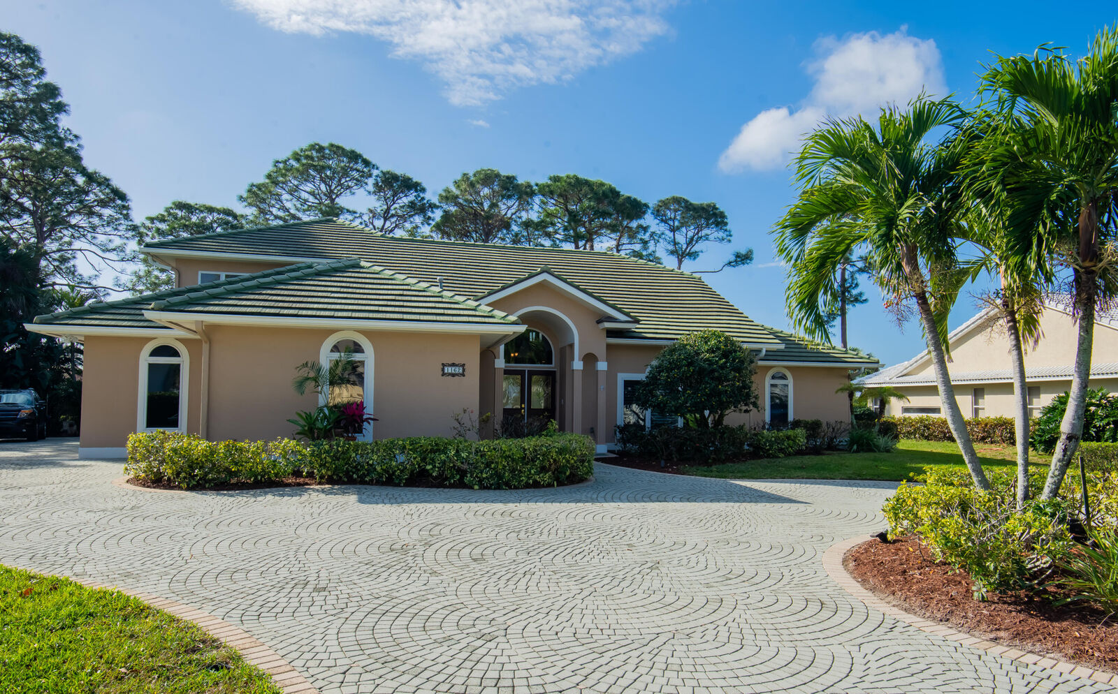 Property Photo: 1162 SW Bent Pine Cove FL 34986