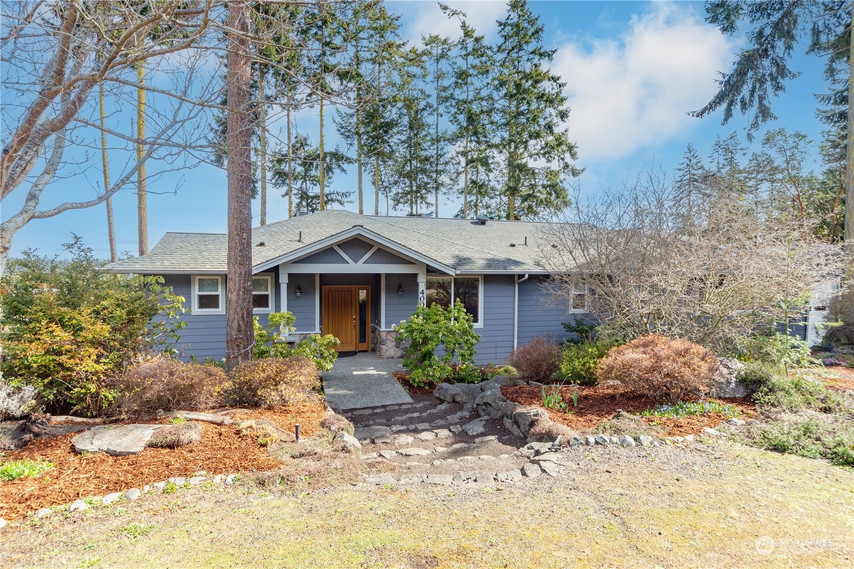 Property Photo:  4002 Holcomb Street  WA 98368 