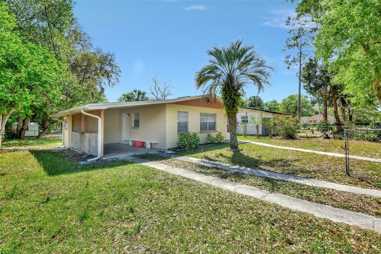 Property Photo:  630 N Orange Avenue  FL 32763 