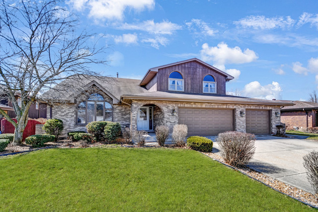 Property Photo:  15600 Calypso Lane  IL 60462 