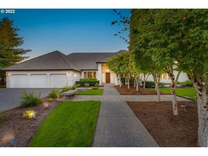 3 bed Vancouver home for sale 14909 SE Rivercrest Dr, Vancouver, WA 98683