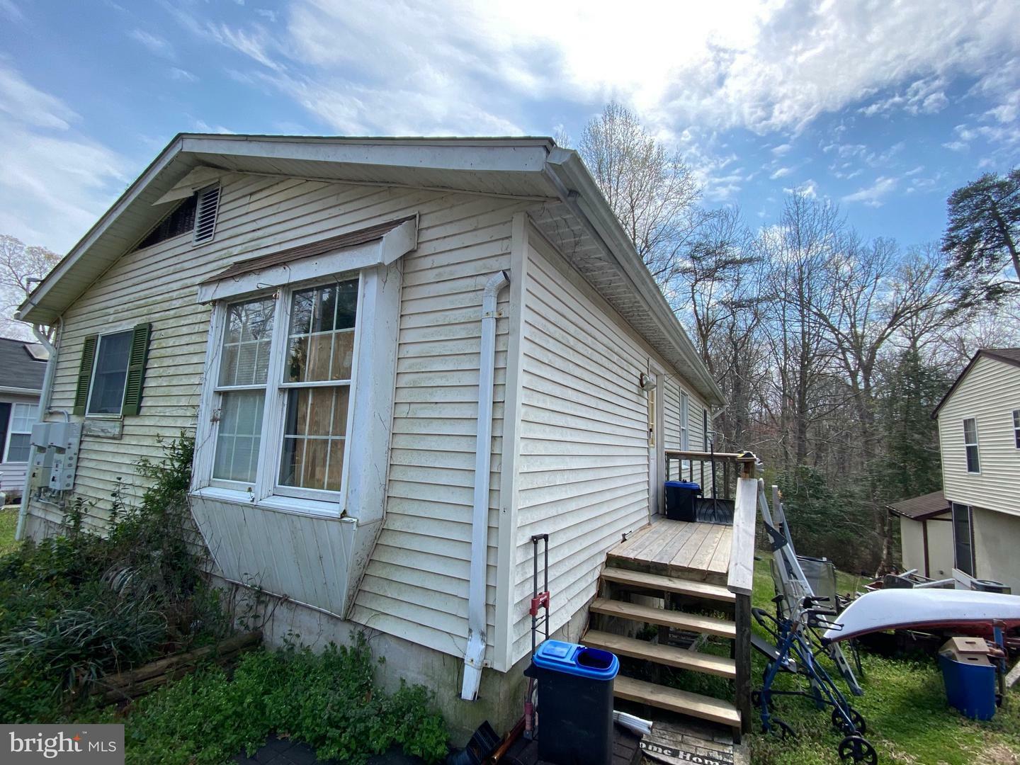 Property Photo:  724 White Sands Drive  MD 20657 