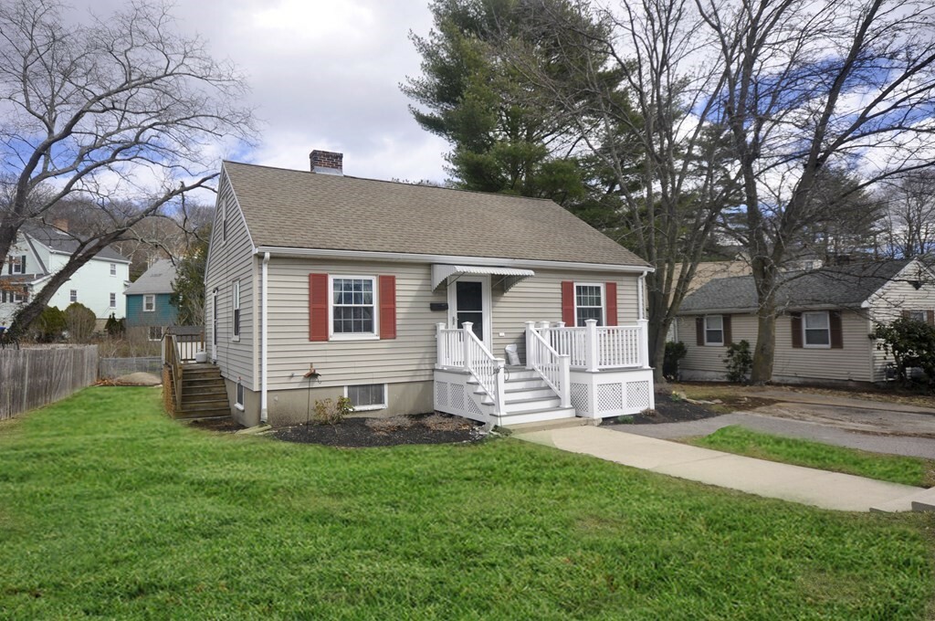 Property Photo:  509 Summer Street  MA 02474 