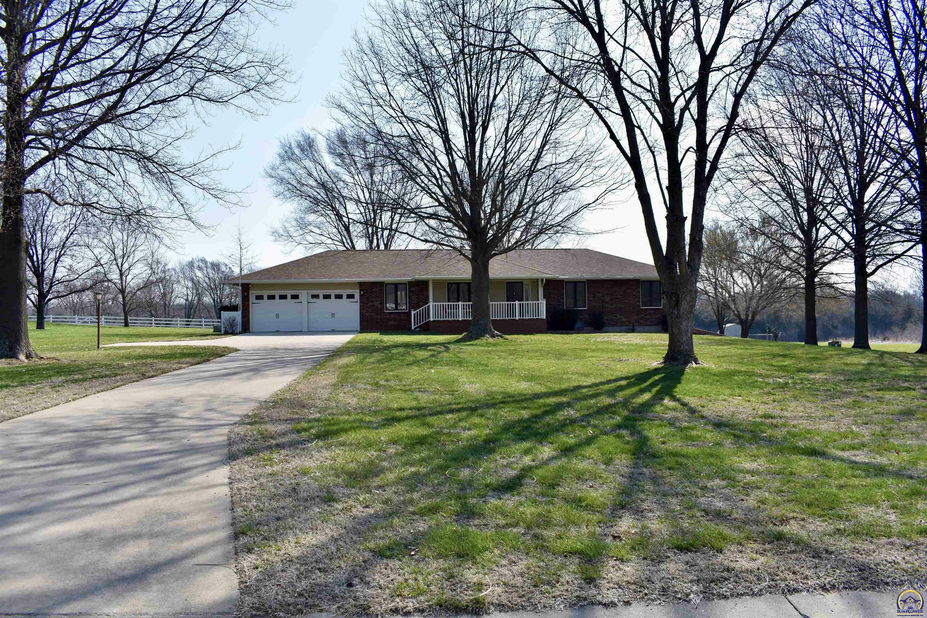 Property Photo:  4324 NW Meadow Crest Rd  KS 66618 