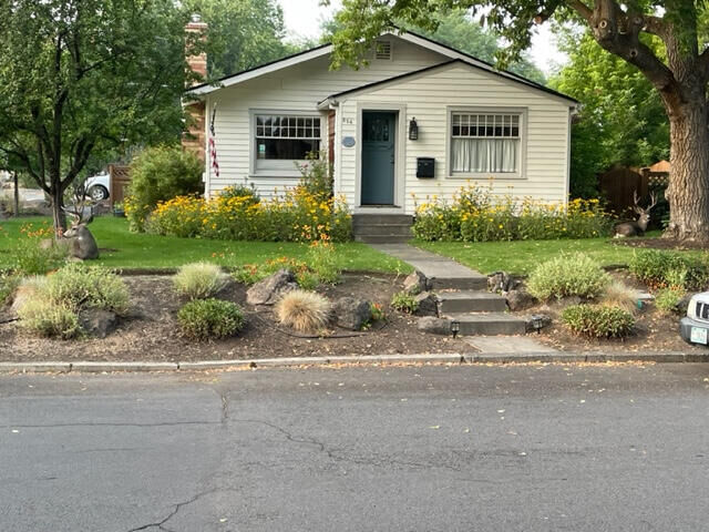 354 NW Florida Avenue  Bend OR 97703 photo
