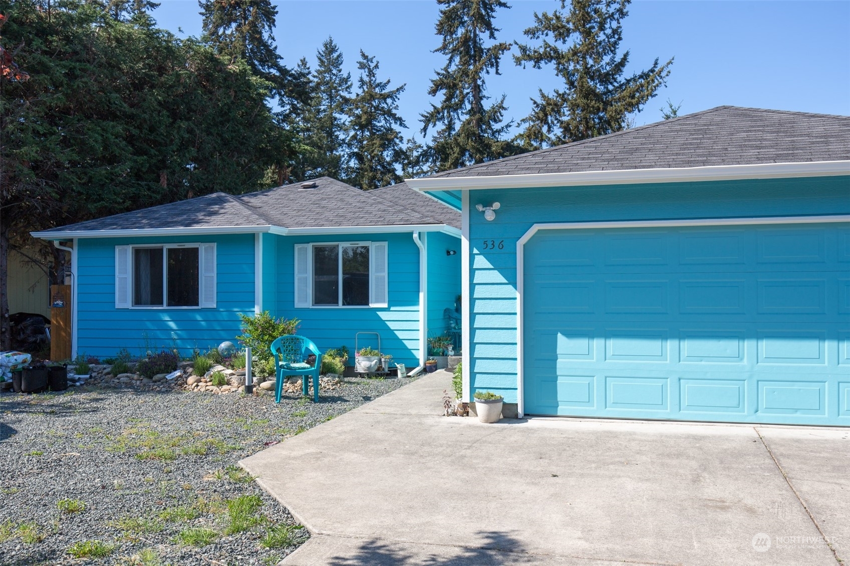 Property Photo:  536 Pine Court  WA 98382 