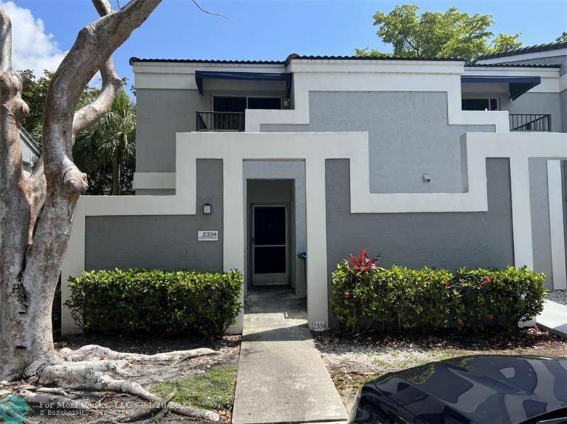 Property Photo:  2334 SW 82nd Te  FL 33068 