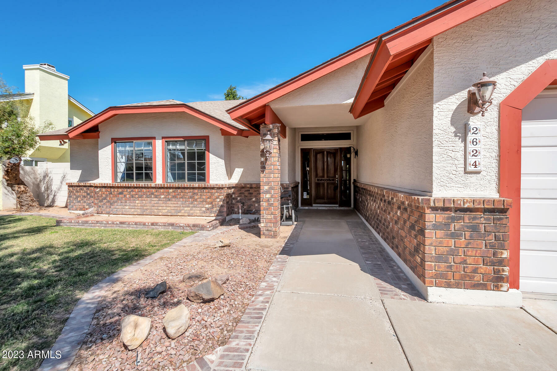 Property Photo:  2624 E Enrose Street  AZ 85213 