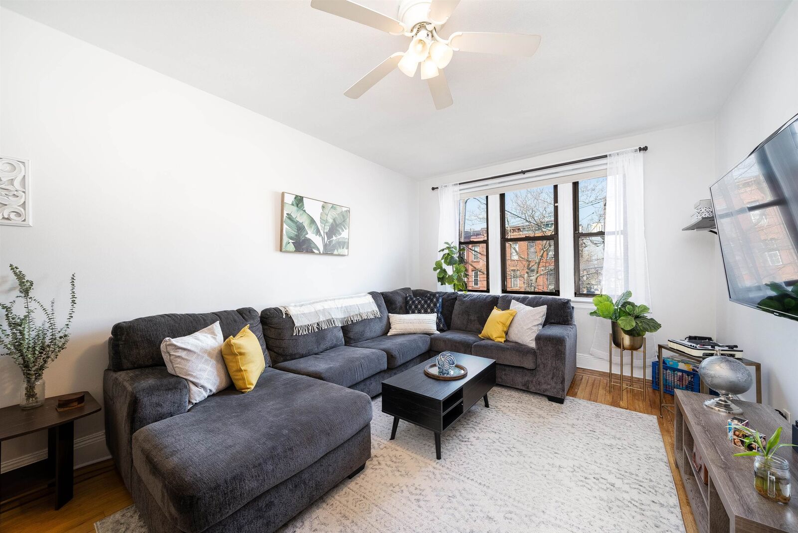 Property Photo: 104 Palisade Ave B4 NJ 07306