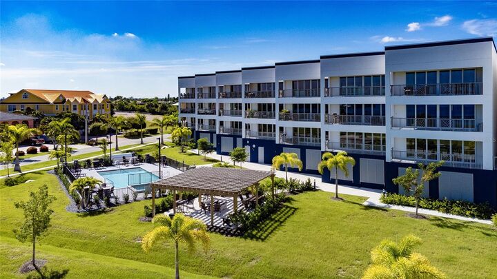Property Photo:  1425 Park Beach Circle 136  FL 33950 