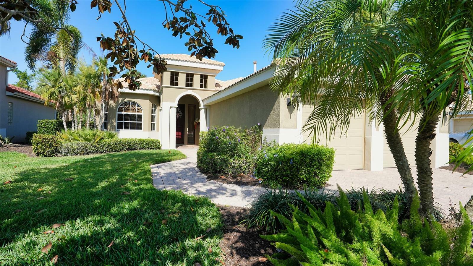 Property Photo: 173 Cipriani Way FL 34275