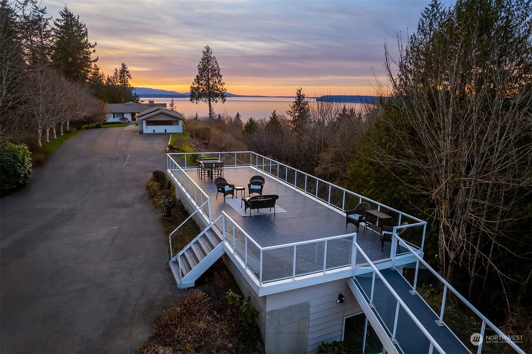 Property Photo:  6829 Fisher Road  WA 98026 