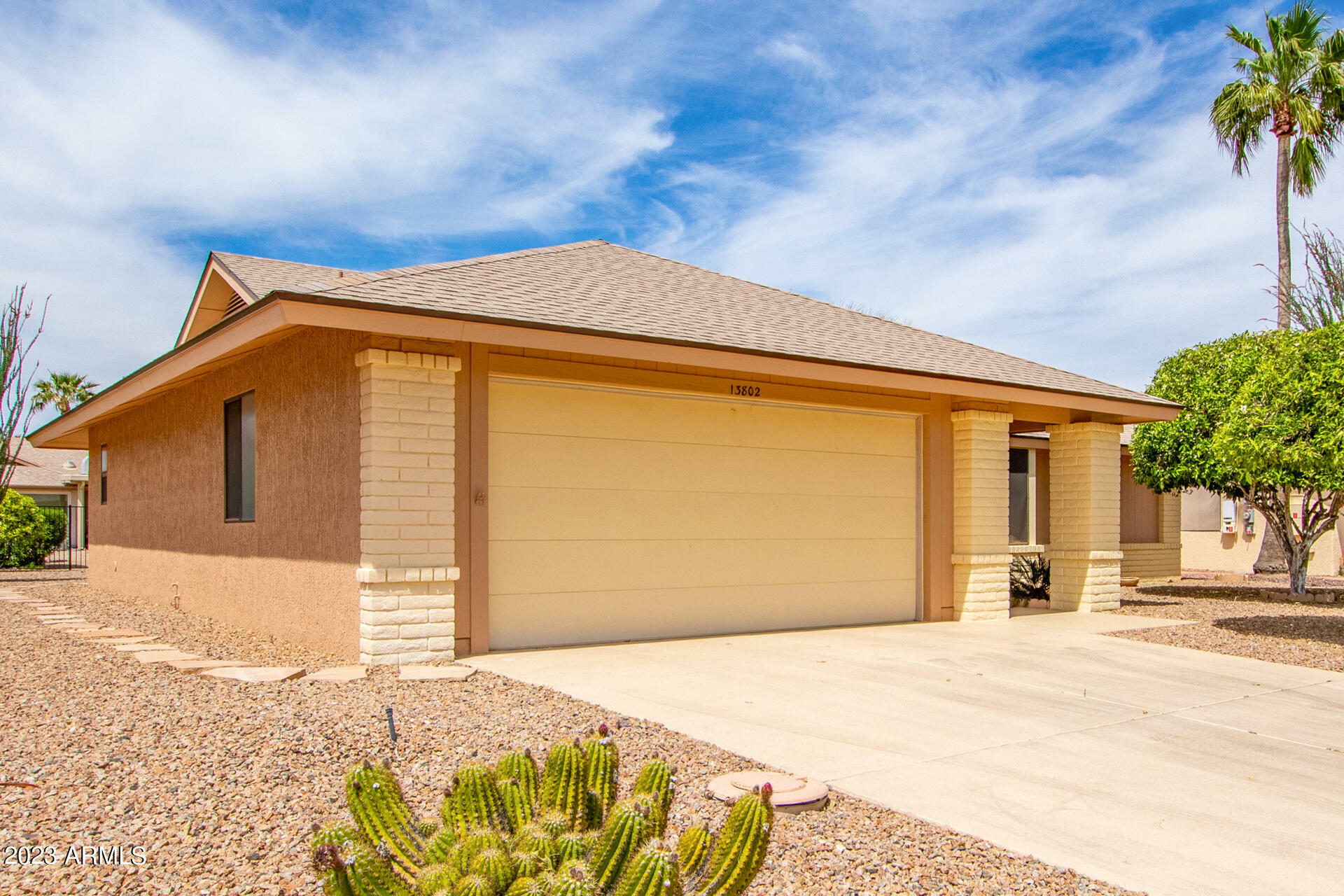 Property Photo:  13802 W Oak Glen Drive  AZ 85375 