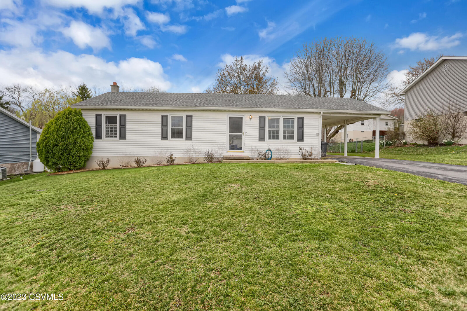 Property Photo:  716 Picnic Lane  PA 17870 
