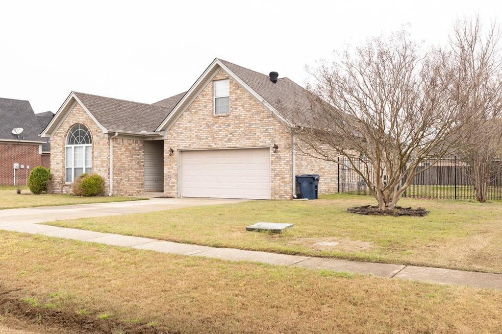 Property Photo:  827 Bayou Vista Drive  AR 72364 