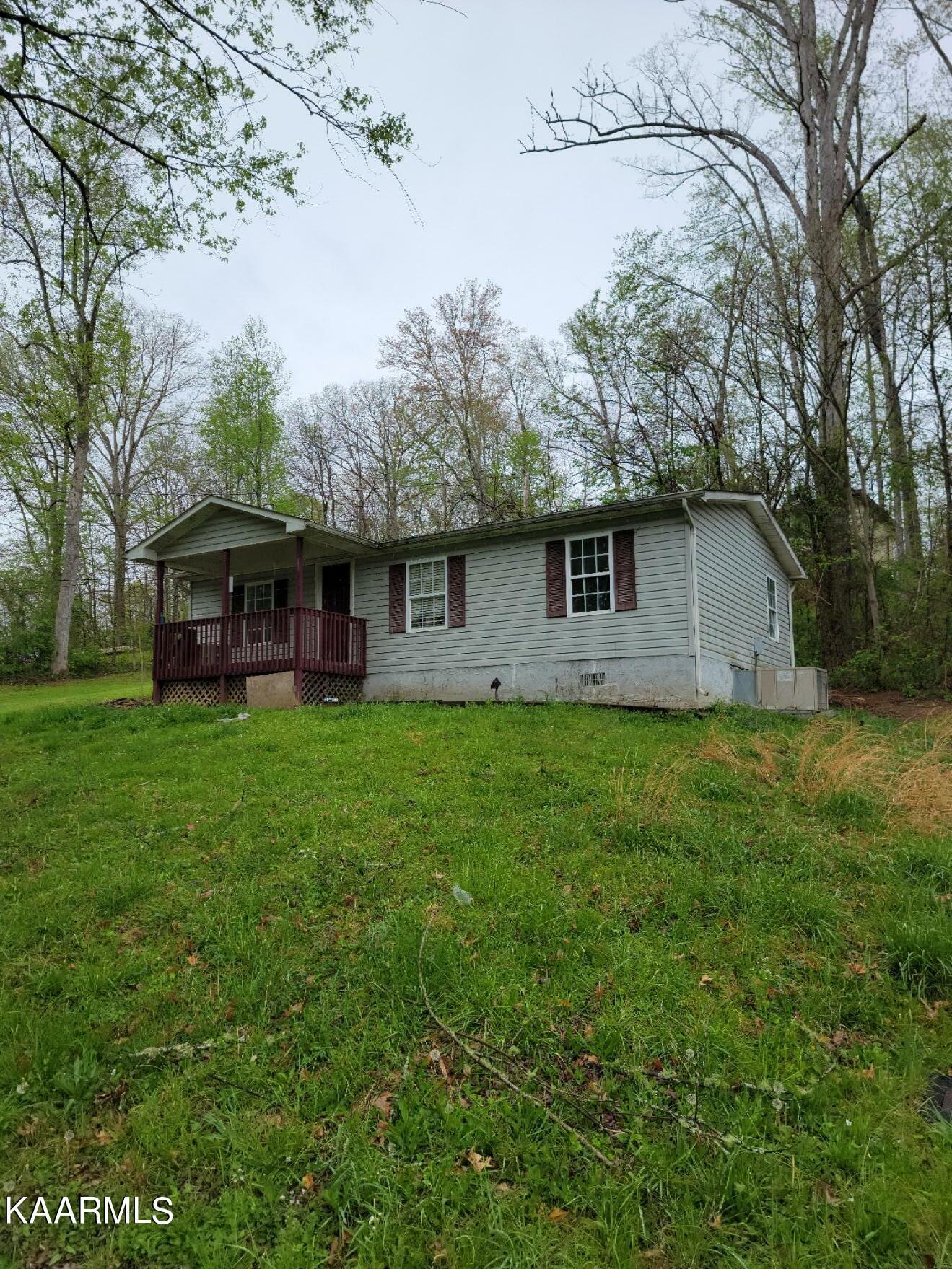 Property Photo:  132 Forest Rd  TN 37840 