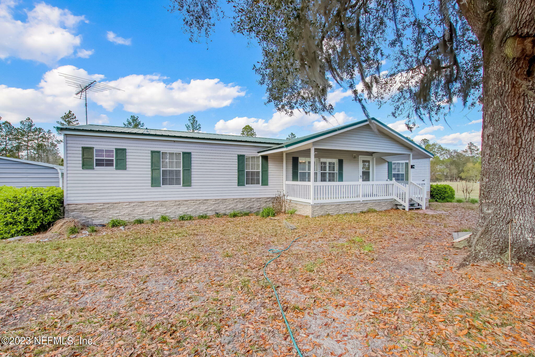 Property Photo:  48229 Hinson Way  FL 32046 