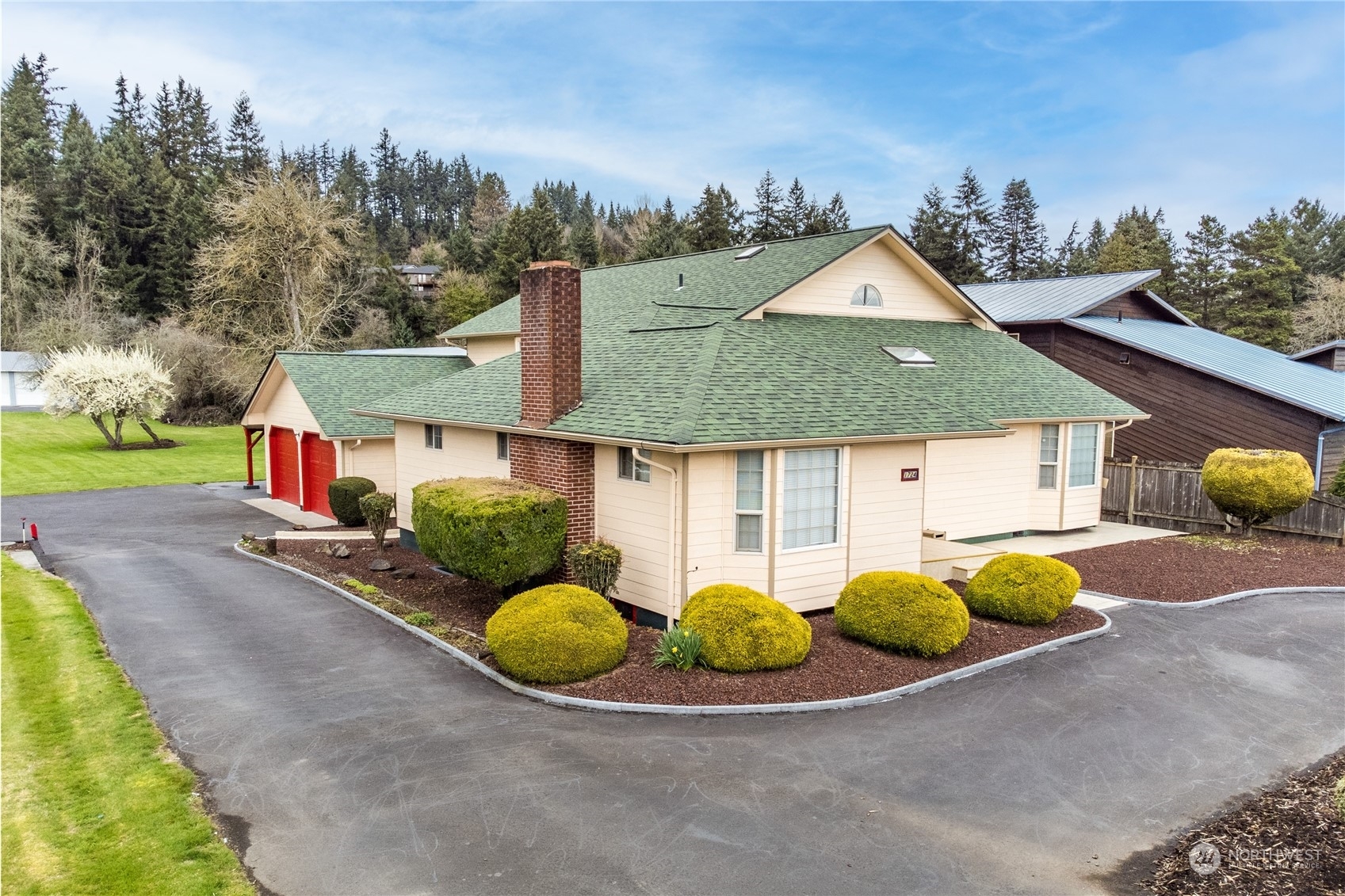 Property Photo: 1724 Ocean Beach Highway WA 98632