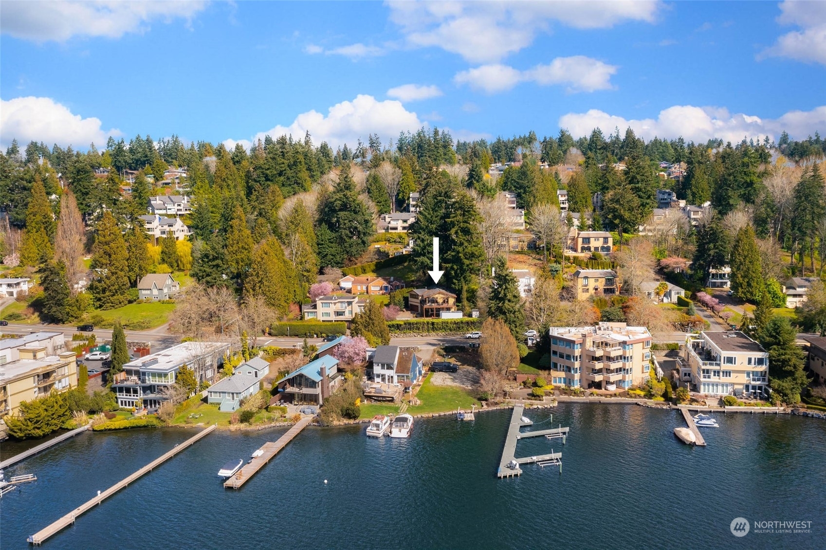 Property Photo:  4538 Lake Washington Boulevard NE  WA 98033 