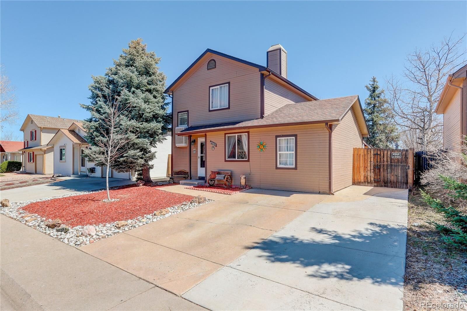 Property Photo: 4502 S Pagosa Circle CO 80015
