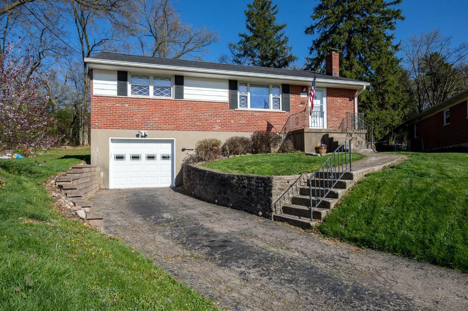 5387 Bonita Dr  Cincinnati OH 45238 photo