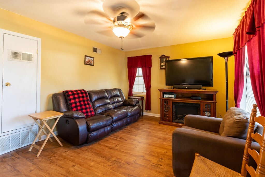 Property Photo:  701 Balfour Road  AR 72301 