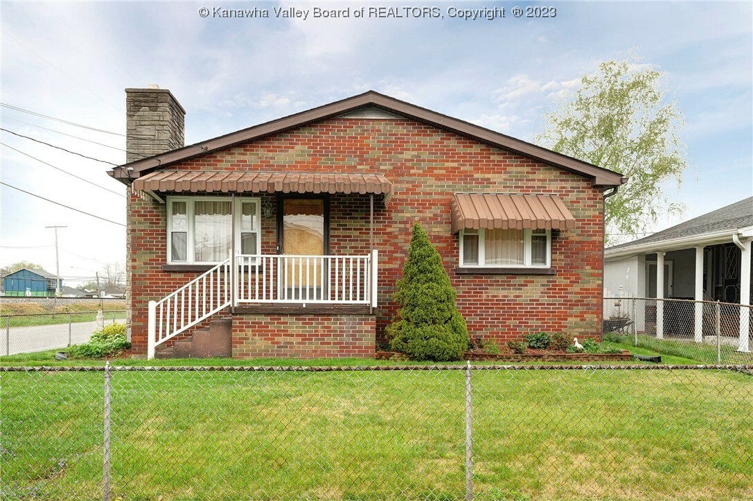 Property Photo: 330 26th Street WV 25064