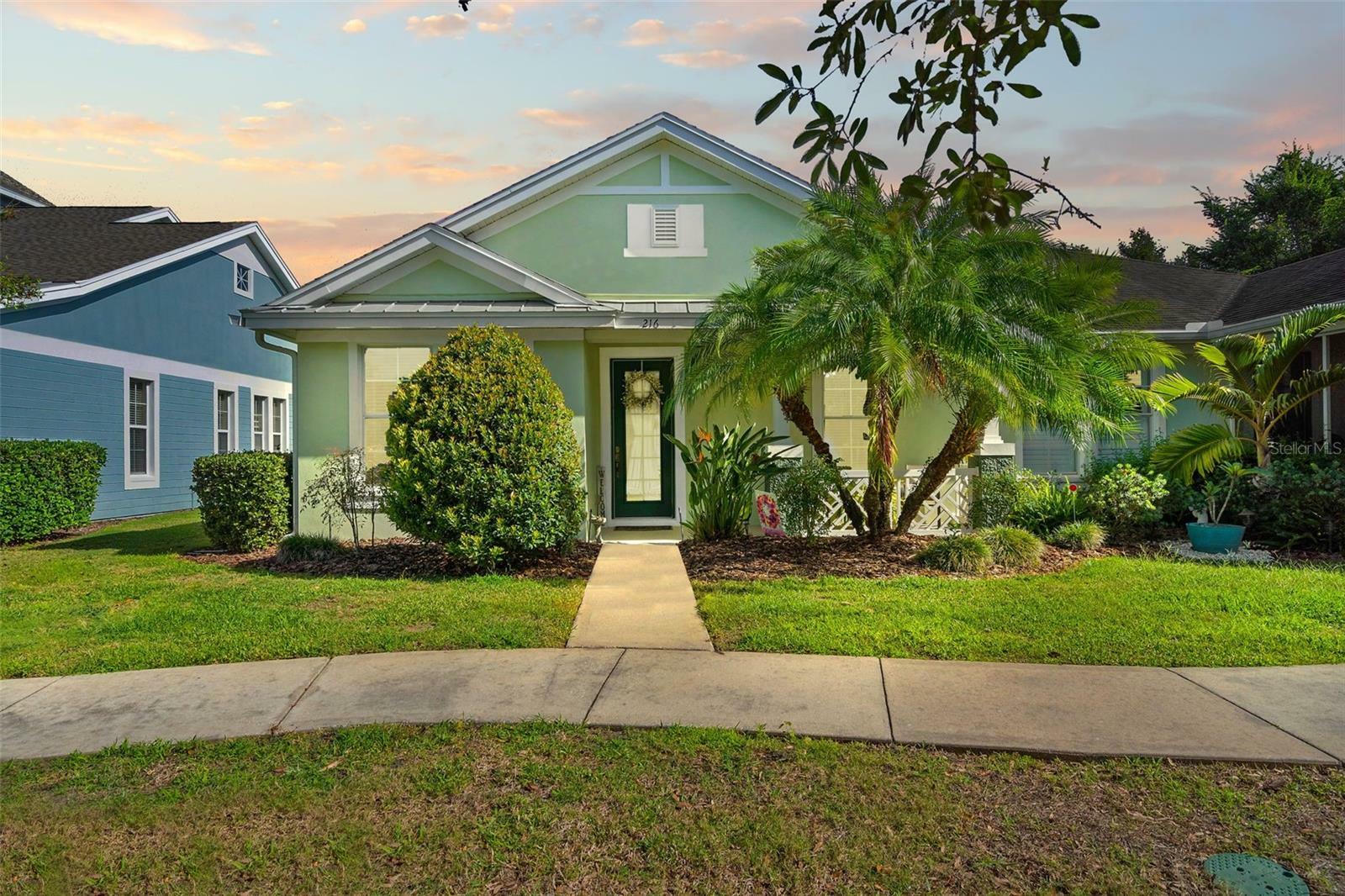 Property Photo:  216 Summerside Court  FL 33572 