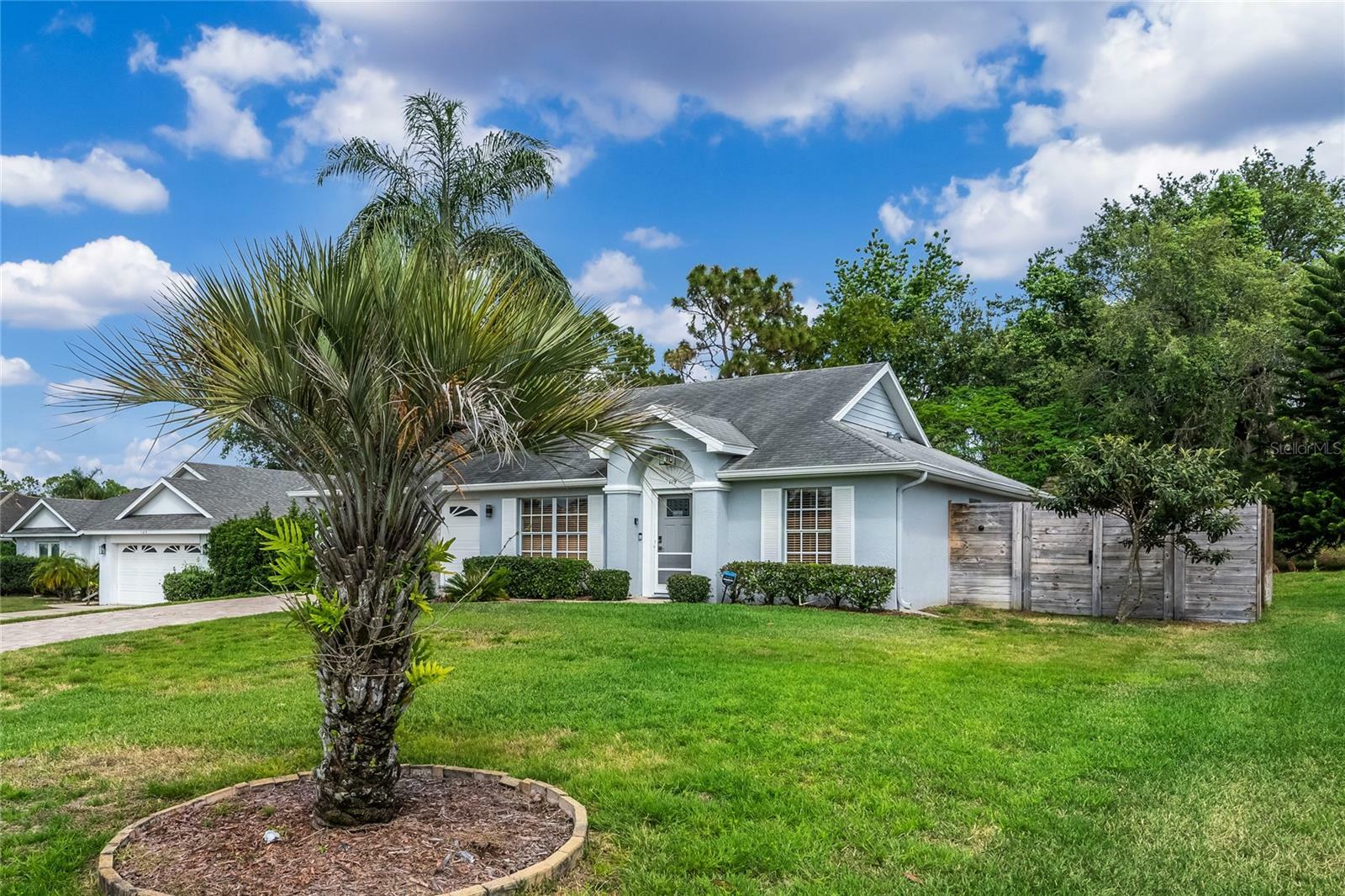 Property Photo:  119 Pine Lake View Drive  FL 33837 