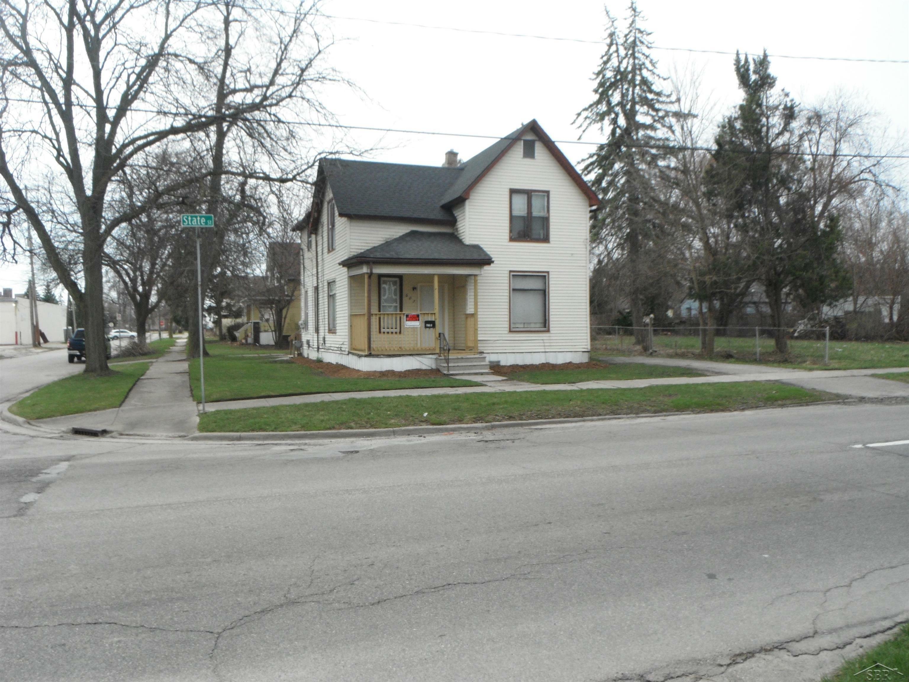 Property Photo:  603 State  MI 48602 