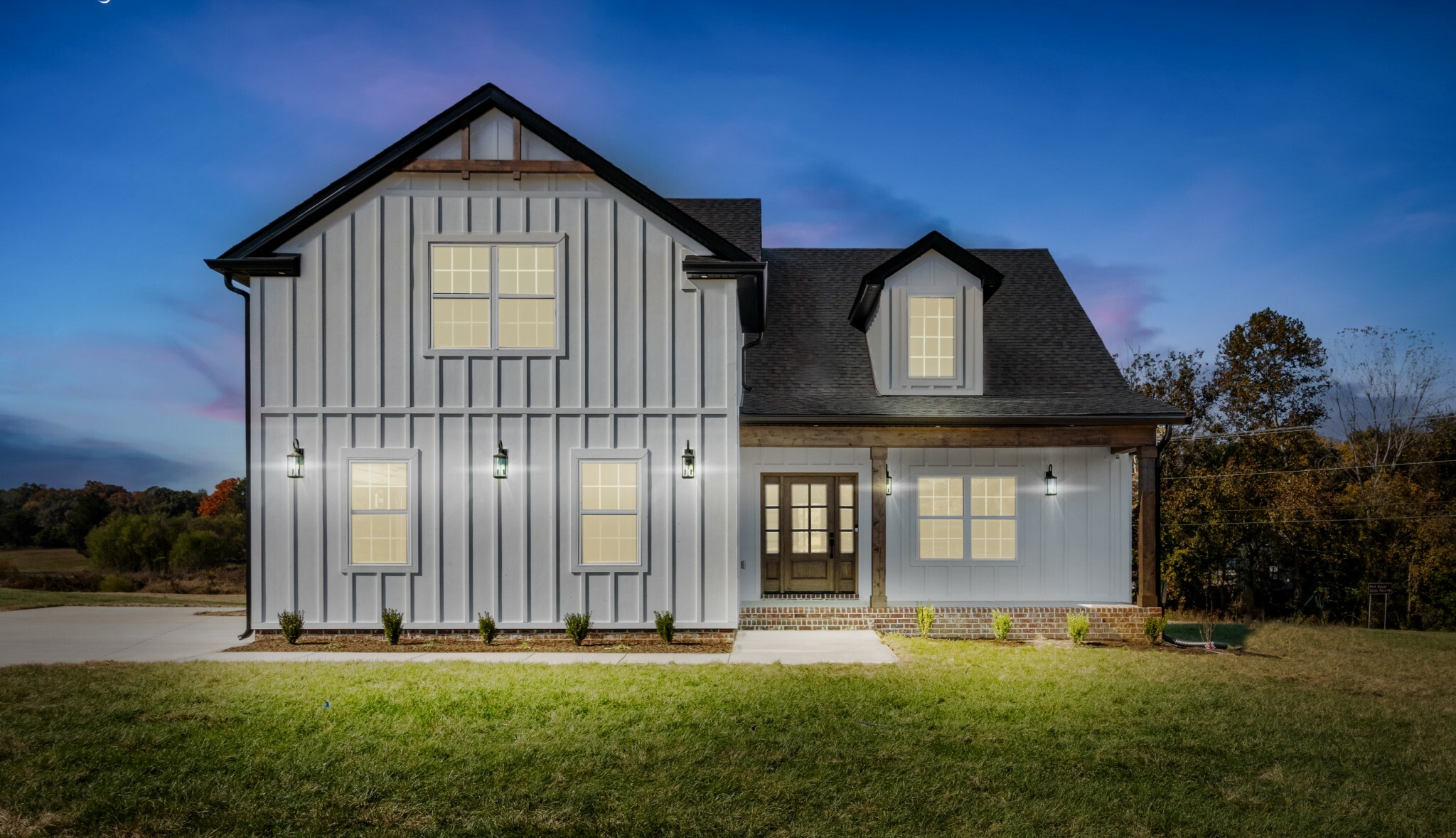 Property Photo: 250 Hall Ct TN 37010