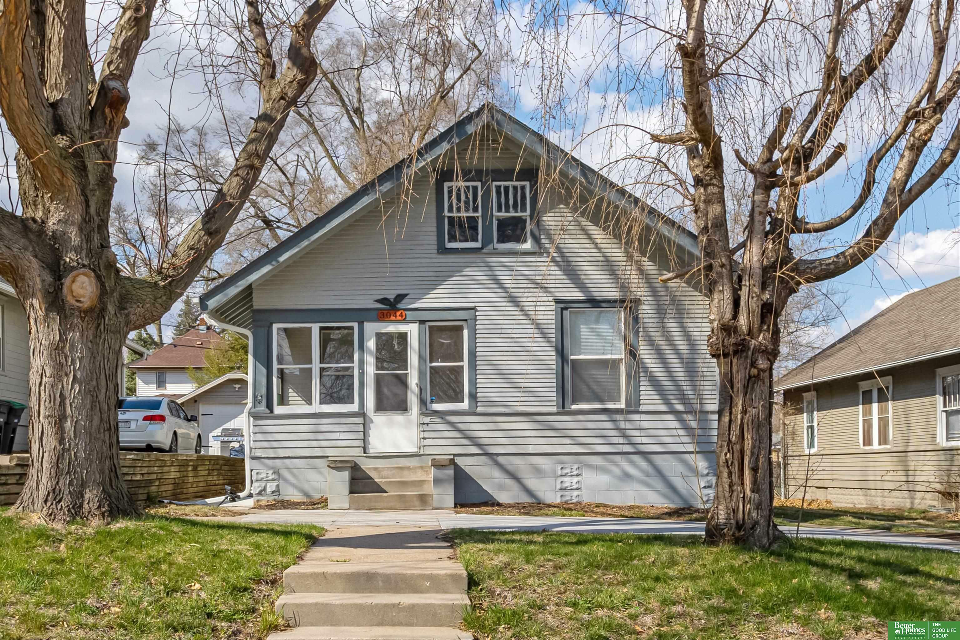 Property Photo:  3044 Arcadia Avenue  NE 68111 