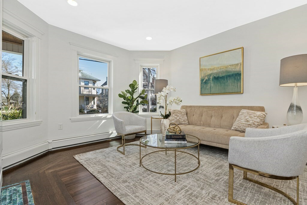 Property Photo: 68 Cleveland St 1 MA 02474