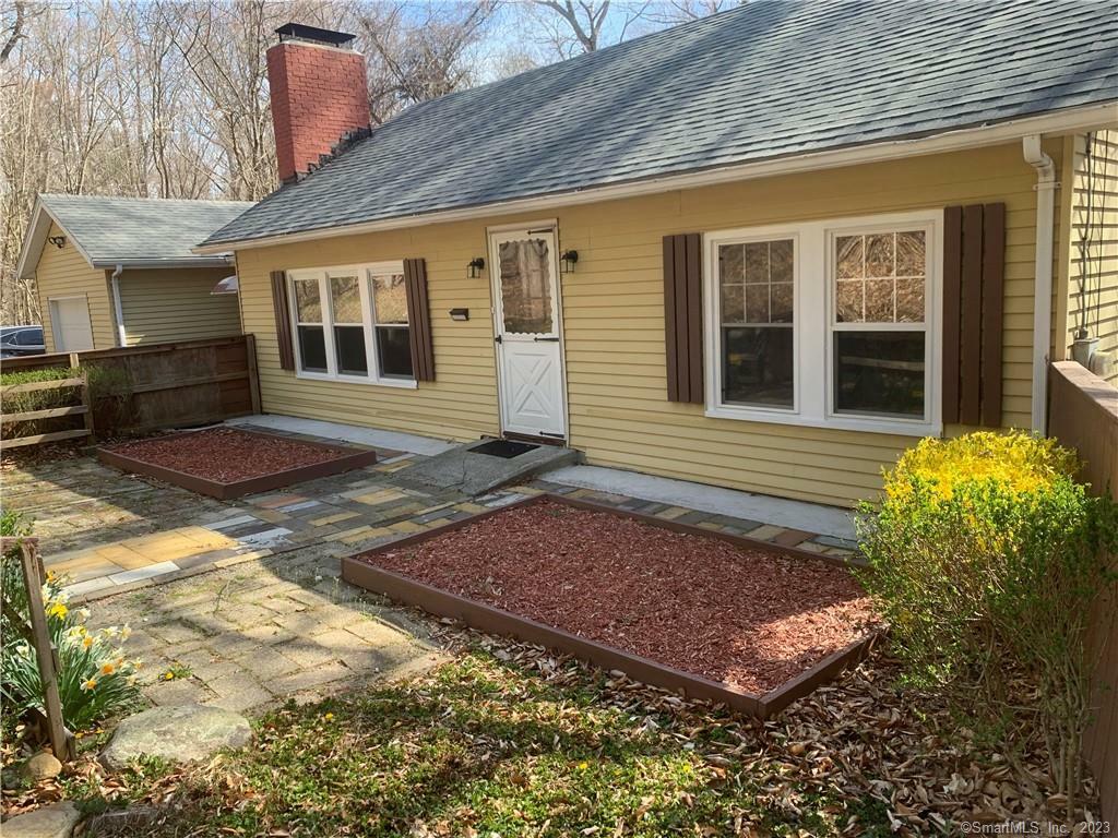 Property Photo:  1053 Long Cove Road  CT 06335 