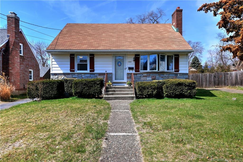 Property Photo: 575 Light Street CT 06614