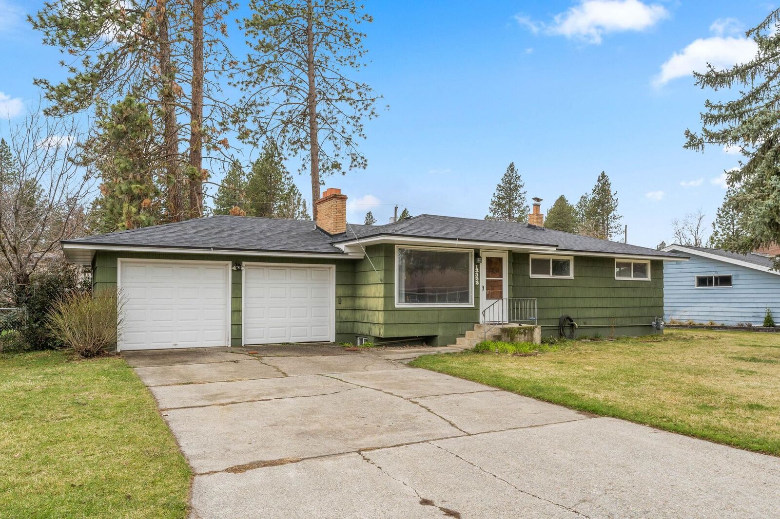 House for sale in Spokane Valley 13322 E Blossey Ave, Spokane Valley