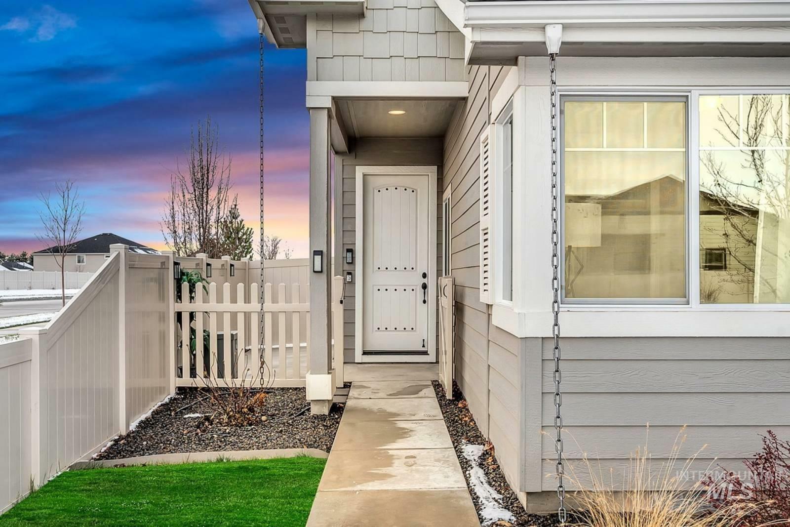 Property Photo: 4677 N Mallorca Way ID 83646